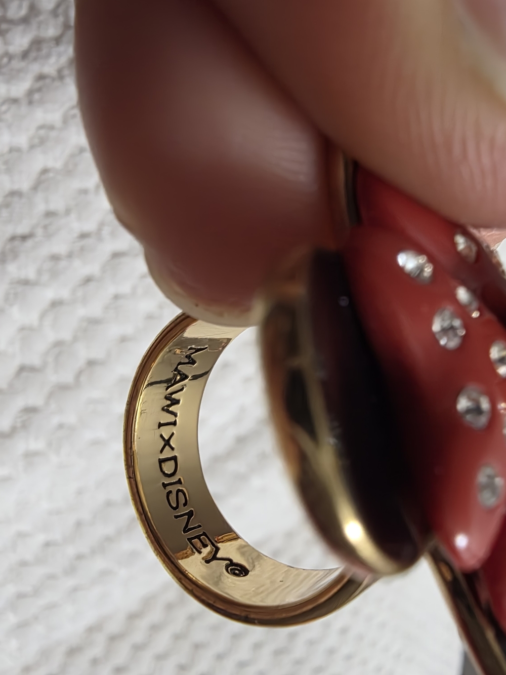 Limited Edition Mawi X Disney Couture Minnie Mouse Gold Red Black Bow Pearl Ring - Picture 5 of 6
